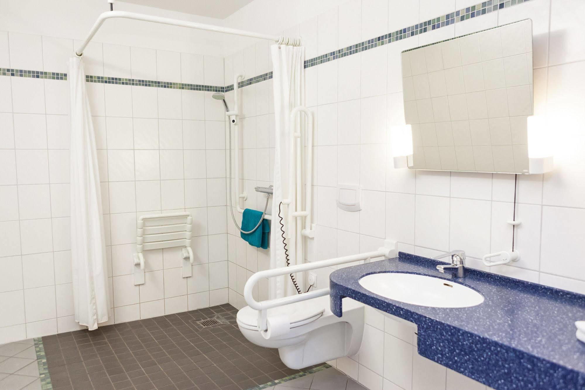Hotel Mit-mensch 3*